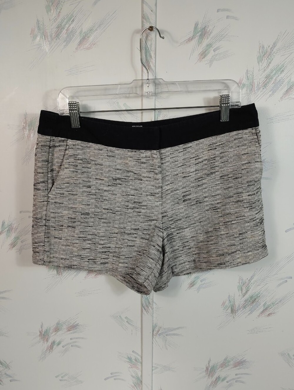 Ann Taylor LOFT Gray Black Dressy Shorts 6